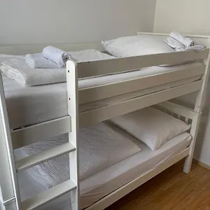 Peaceful For 4 Apartament