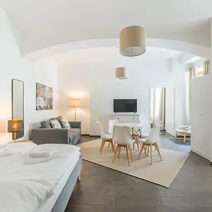 Free Parking I 458 Mbitwifi I Kingsize Bed Apartament